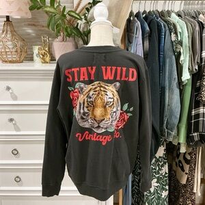 Recycled Threads | Stay Wild Tiger Black Dark Gray Sweatshirt size Large